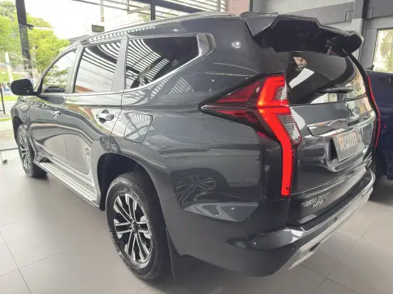 MITSUBISHI-PAJERO SPORT-2.4 16V MIVEC TURBO DIESEL HPE-S AWD AUTOMÁTICO MITSUBISHI-PAJERO SPORT-2022