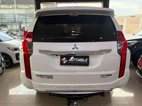 MITSUBISHI-PAJERO SPORT-2019