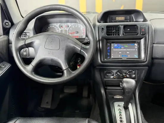 MITSUBISHI-PAJERO TR4-2008