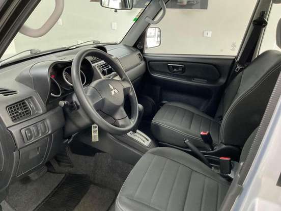 MITSUBISHI-PAJERO TR4-2014