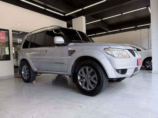MITSUBISHI-PAJERO TR4-2.0 4X2 16V 140CV FLEX 4P AUTOMÁTICO MITSUBISHI-PAJERO TR4-2013