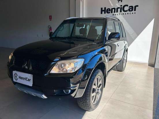 MITSUBISHI-PAJERO TR4-2011