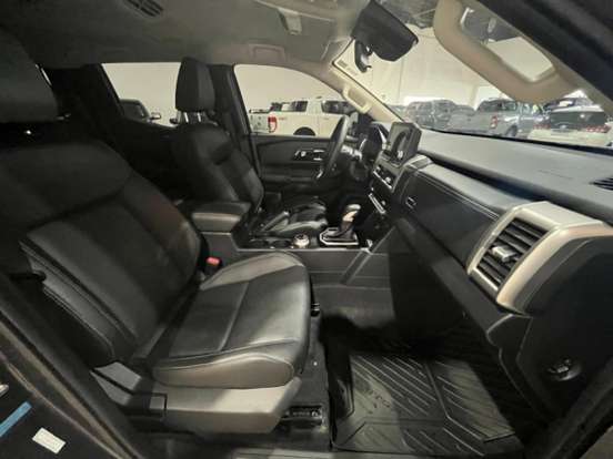 MITSUBISHI-TRITON-2.4 BITURBO DIESEL CD HPE 4X4 AUTOMÁTICO MITSUBISHI-TRITON-2025