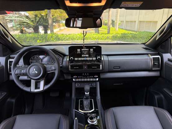 MITSUBISHI-TRITON-2026
