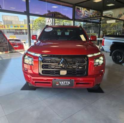 MITSUBISHI-TRITON-2025