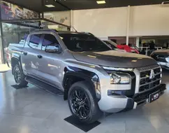 MITSUBISHI TRITON 2.4 BITURBO DIESEL CD KATANA 4X4 AUTOMÁTICO MITSUBISHI TRITON 2.4 BITURBO DIESEL CD KATANA 4X4 AUTOMÁTICO