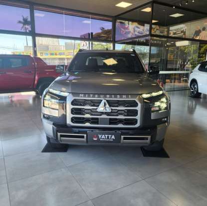 MITSUBISHI-TRITON-2025
