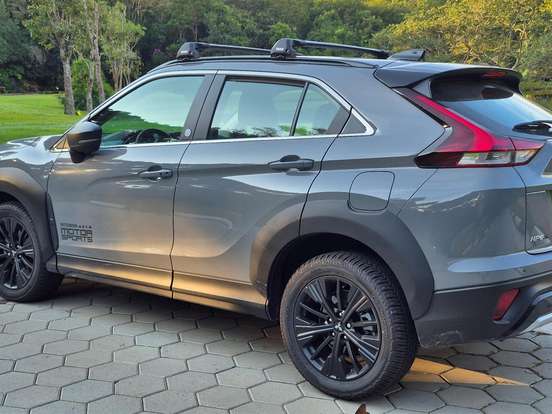 MITSUBISHI-ECLIPSE CROSS-1.5 MIVEC TURBO GASOLINA HPE-S S-AWC SPORT CVT MITSUBISHI-ECLIPSE CROSS-2024