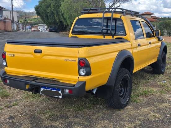 MITSUBISHI-L200 SAVANA-2.5 4X4 CD 8V TURBO DIESEL 4P MANUAL MITSUBISHI-L200 SAVANA-2010