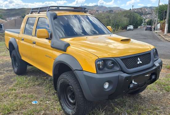 MITSUBISHI-L200 SAVANA-2010