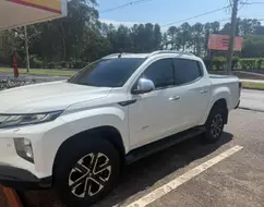 MITSUBISHI L200 TRITON 2.4 16V TURBO DIESEL SPORT HPE-S CD 4P 4X4 AUTOMÁTICO MITSUBISHI L200 TRITON 2.4 16V TURBO DIESEL SPORT HPE-S CD 4P 4X4 AUTOMÁTICO