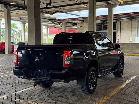 MITSUBISHI-L200 TRITON-2.4 16V TURBO DIESEL SPORT HPE-S CD 4P 4X4 AUTOMÁTICO MITSUBISHI-L200 TRITON-2023