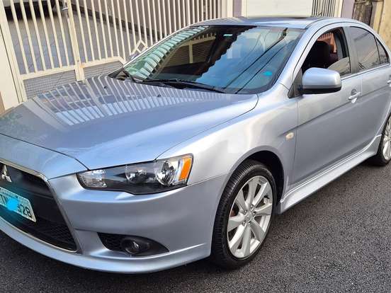 MITSUBISHI-LANCER-2.0 GT 16V GASOLINA 4P AUTOMÁTICO MITSUBISHI-LANCER-2014