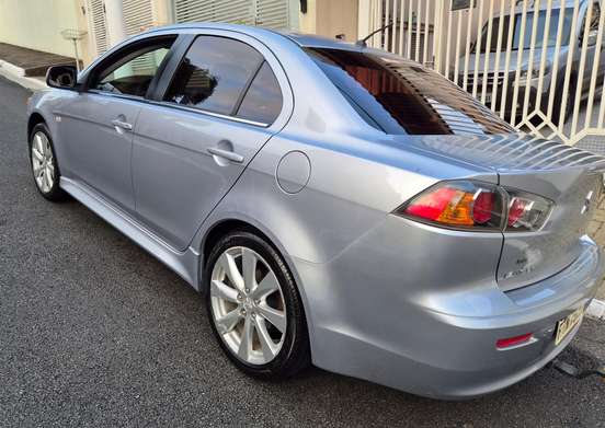 MITSUBISHI-LANCER-2014