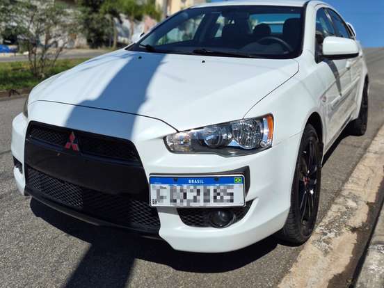 MITSUBISHI-LANCER-2.0 HL 16V GASOLINA 4P AUTOMÁTICO MITSUBISHI-LANCER-2016