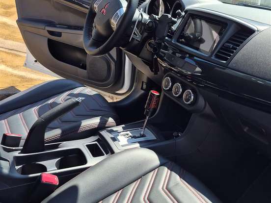 MITSUBISHI-LANCER-2.0 HL 16V GASOLINA 4P AUTOMÁTICO MITSUBISHI-LANCER-2016