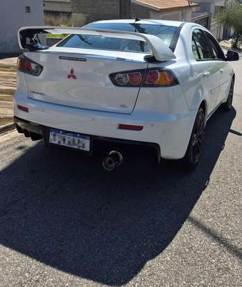 MITSUBISHI-LANCER-2016