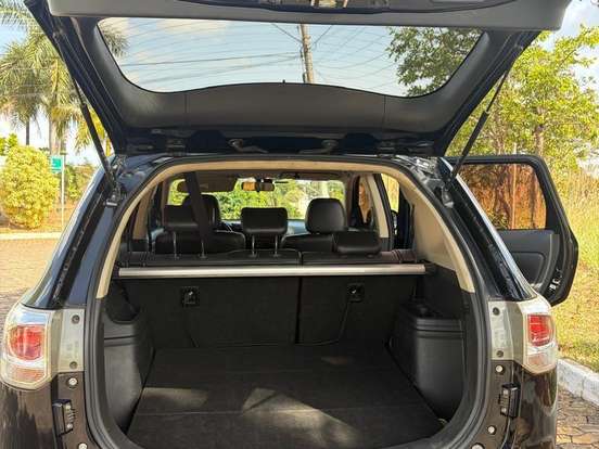 MITSUBISHI-OUTLANDER-2.0 16V GASOLINA 4P AUTOMÁTICO MITSUBISHI-OUTLANDER-2014