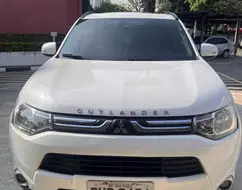 MITSUBISHI OUTLANDER 3.0 GT 4X4 V6 24V GASOLINA 4P AUTOMÁTICO MITSUBISHI OUTLANDER 3.0 GT 4X4 V6 24V GASOLINA 4P AUTOMÁTICO