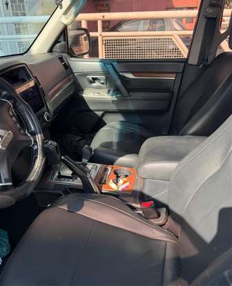 MITSUBISHI-PAJERO FULL-2012