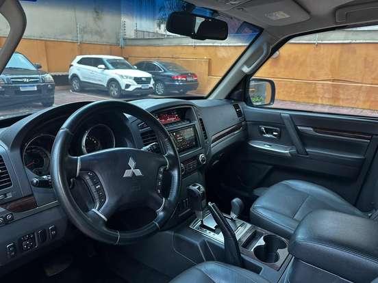 MITSUBISHI-PAJERO FULL-3.8 HPE 4X4 V6 24V GASOLINA 4P AUTOMÁTICO MITSUBISHI-PAJERO FULL-2012