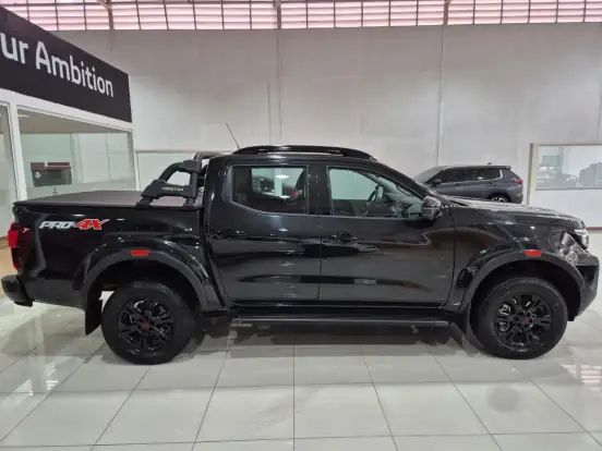 NISSAN-FRONTIER-2.3 16V TURBO DIESEL PRO4X CD 4X4 AUTOMÁTICO NISSAN-FRONTIER-2024