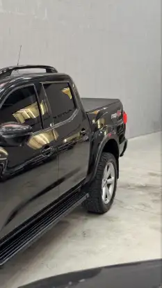 NISSAN-FRONTIER-2023