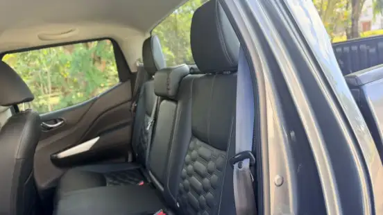 NISSAN-FRONTIER-2023
