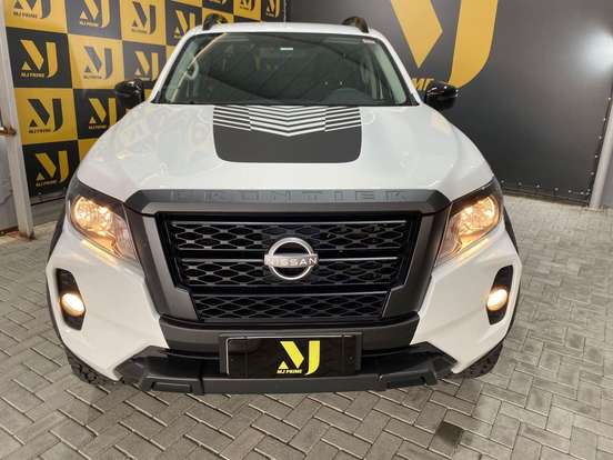 NISSAN-FRONTIER-2024
