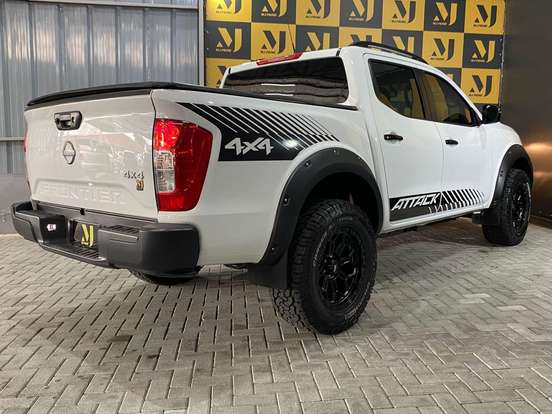 NISSAN-FRONTIER-2024