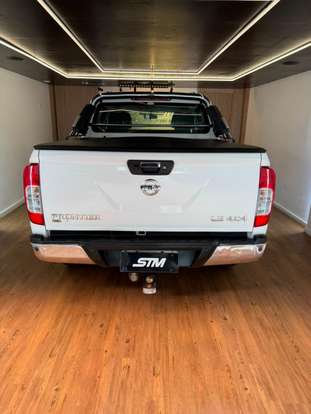 NISSAN-FRONTIER-2018