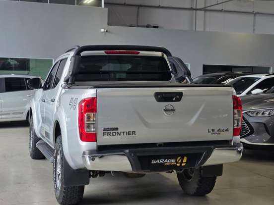 NISSAN-FRONTIER-2.3 16V TURBO DIESEL LE CD 4X4 AUTOMÁTICO NISSAN-FRONTIER-2017