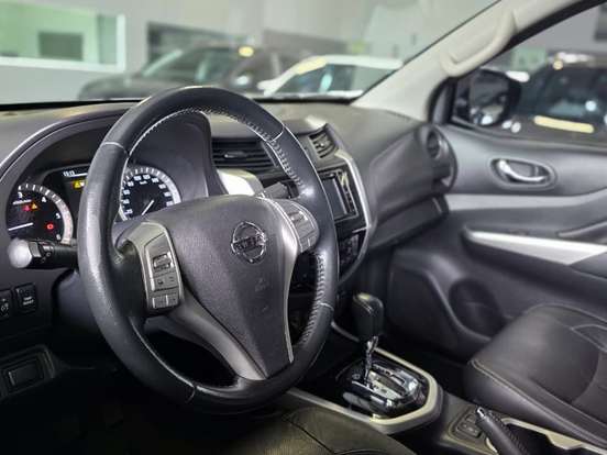 NISSAN-FRONTIER-2.3 16V TURBO DIESEL LE CD 4X4 AUTOMÁTICO NISSAN-FRONTIER-2017