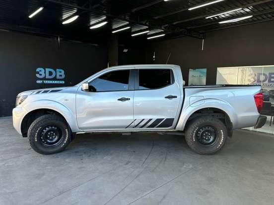 NISSAN-FRONTIER-2022