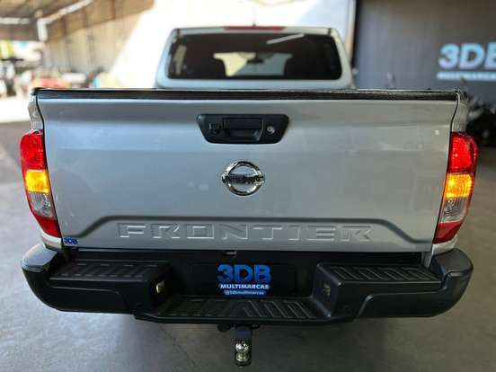 NISSAN-FRONTIER-2022