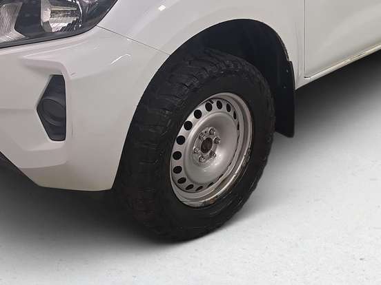 NISSAN-FRONTIER-2022