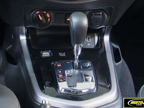 NISSAN-FRONTIER-2.3 16V TURBO DIESEL SE CD 4X4 AUTOMÁTICO NISSAN-FRONTIER-2024