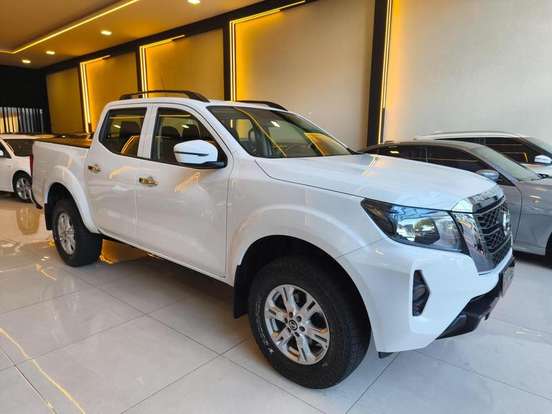 NISSAN-FRONTIER-2022