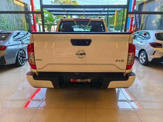 NISSAN-FRONTIER-2022