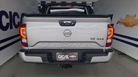 NISSAN-FRONTIER-2024