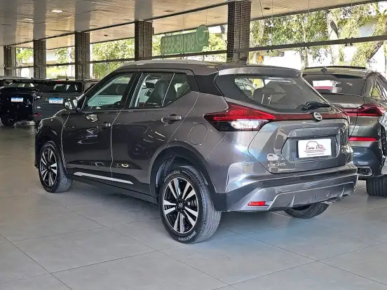 NISSAN-KICKS-2022