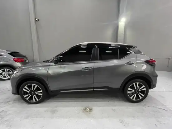 NISSAN-KICKS-2023