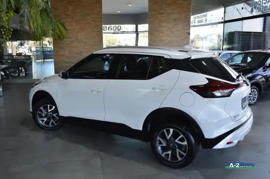 NISSAN-KICKS-2024