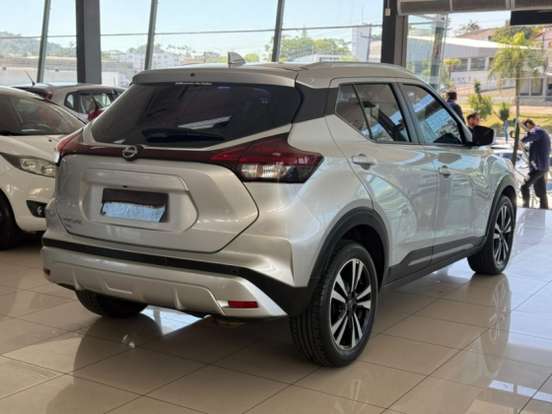 NISSAN-KICKS-2024