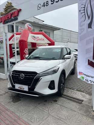 NISSAN-KICKS-2022