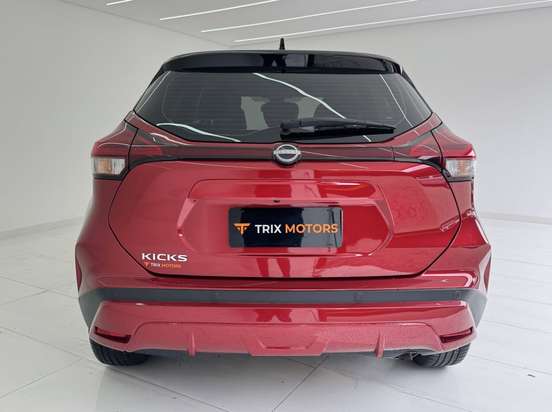 NISSAN-KICKS-2024