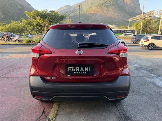 NISSAN-KICKS-2020