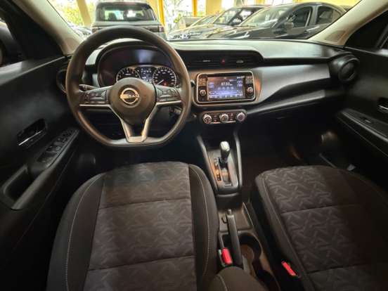 NISSAN-KICKS-2023