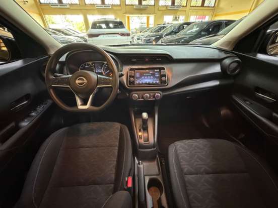 NISSAN-KICKS-2023