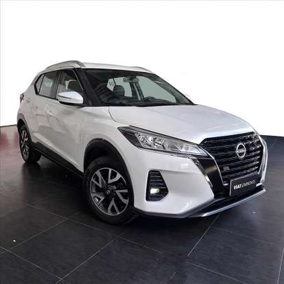 NISSAN-KICKS-2023